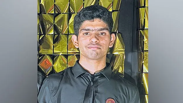 ఒత్తిడితో ఉస్మానియా వైద్య విద్యార్థి ఆత్మహత్య
