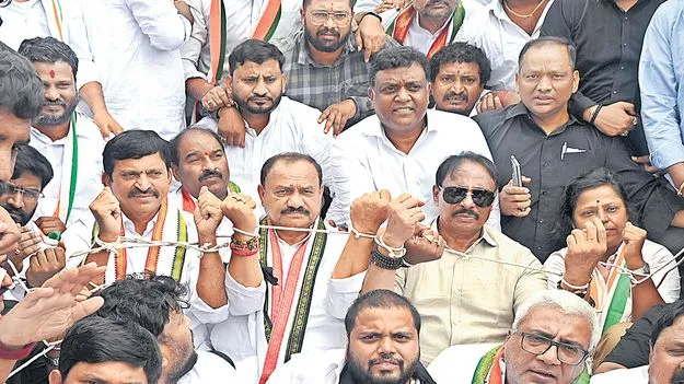 కాంగ్రెస్‌, బీజేపీ.. ఢీ అంటే ఢీ