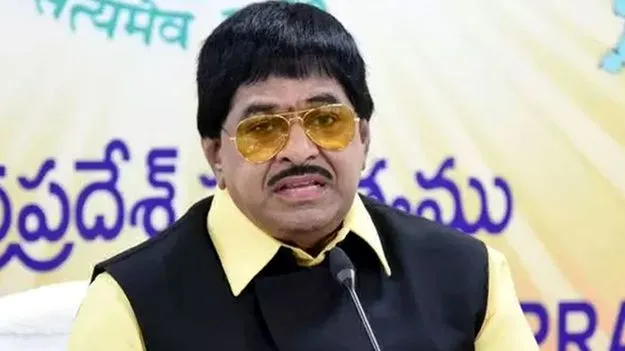 ఏపీలో సినీ పరిశ్రమను ప్రోత్సహించాలి: అంబికా కృష్ణ 