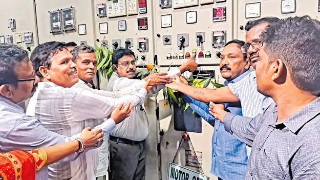 శ్రీశైలం నుంచి.. సీమకు తాగునీరు
