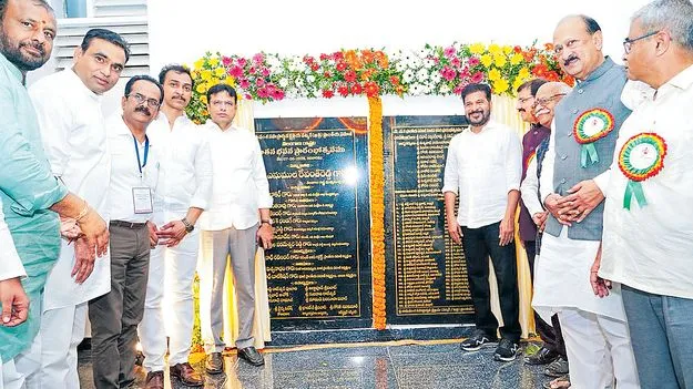 కిషన్‌రెడ్డే అడ్డుతున్నరు 