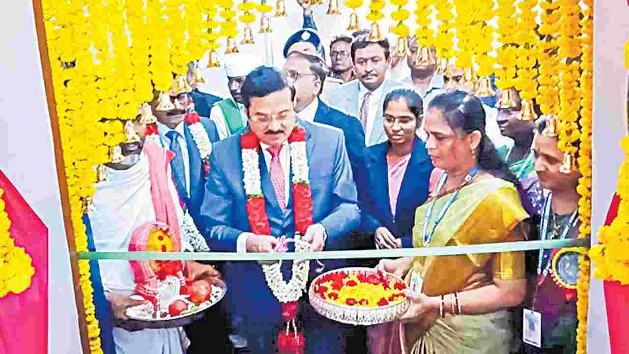 నంద్యాల జిల్లాలో హైకోర్టు న్యాయమూర్తుల పర్యటన