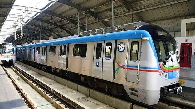 మెట్రో రైలుకు ‘స్వదేశీ’ బోగీలు