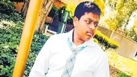 అమెరికాలో రోడ్డు ప్రమాదం.. బాపట్ల యువకుడి మృతి