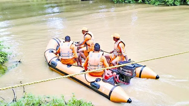 ఆరుగురు ఇంజనీరింగ్‌ విద్యార్థుల మృత్యువాత 