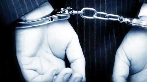 కామాంధుడికి పదేళ్ల జైలు