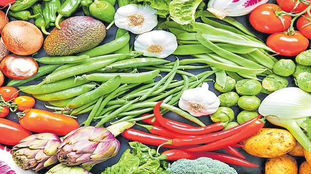 సామాన్యులకు కూర‘గాయాలు’