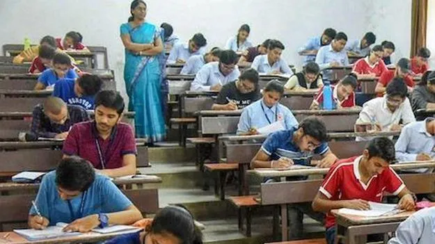 ప్రైవేటు ప్రొఫెసర్లకు ‘స్కేలు’ అడ్డంకి!