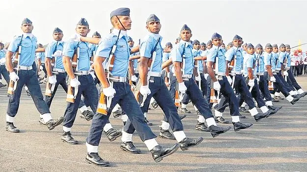 ఆదిలాబాద్‌లో వాయుసేన పైలట్లకు శిక్షణ!