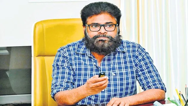 పవన్‌ ముక్కుకు సర్జరీ!