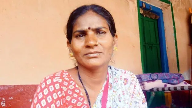 ఆస్తి కోసం పిన్నిని నరికేశాడు!
