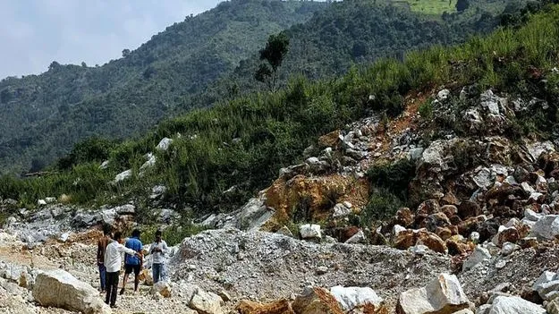 వడ్డెర సొసైటీలకు మైనింగ్‌కు భూములు