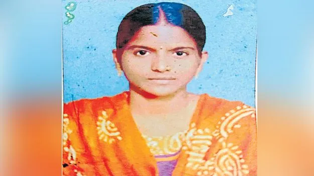 ప్రేమించినోడే కత్తిదూశాడు