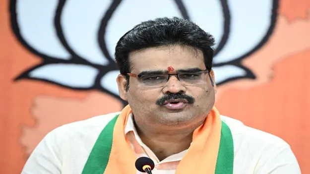 కాంగ్రెస్‌ కూటమి తీరుతో దక్షిణాదికి నష్టం: లంకా