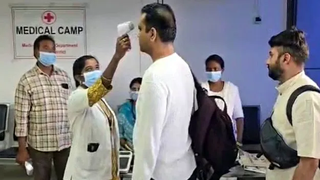 గన్నవరం విమానాశ్రయంలో ఎబోలా పరీక్షలు 