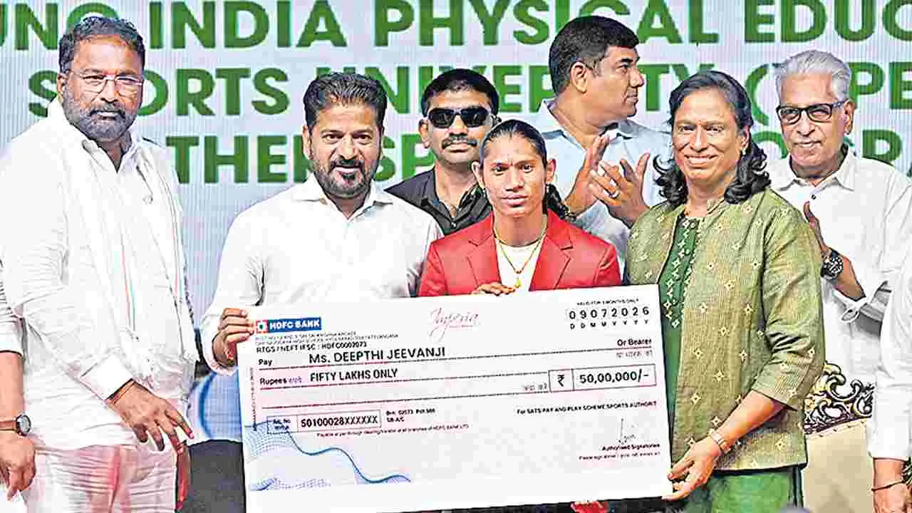 క్రీడల్లో రాణిస్తే కచ్చితంగా ప్రభుత్వ ఉద్యోగం