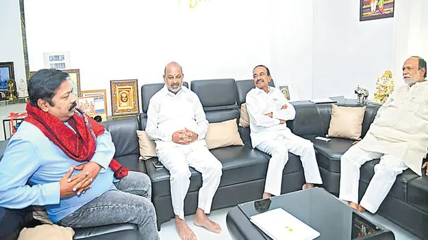 ఈటల, బండి మధ్య సయోధ్య భేటీ