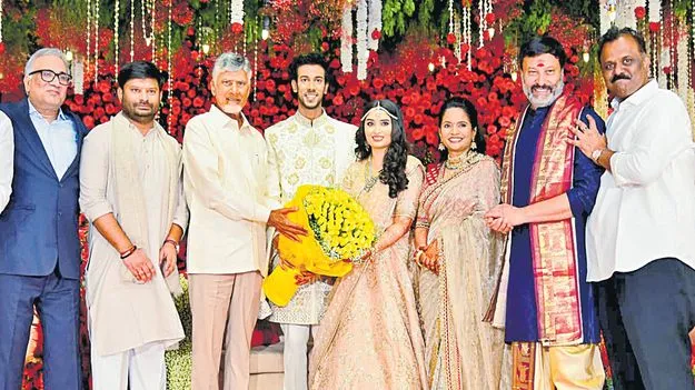 సమాజమే ఎక్కువ నేర్పింది