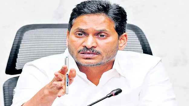 అన్న చెప్పాడంటే అబద్ధాలే 