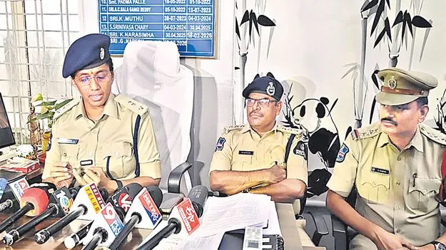 సిగరెట్‌ వెలిగించు.. కూలర్‌లో నీళ్లు నింపు