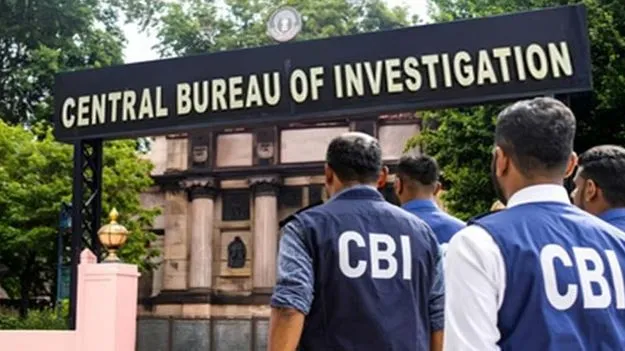 విదేశీ వాణిజ్య శాఖ ఉద్యోగిపై సీబీఐ కేసు