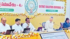 అక్రమ కట్టడాలను కూల్చేయండి కలెక్టర్ల సదస్సులో సీఎం చంద్రబాబు