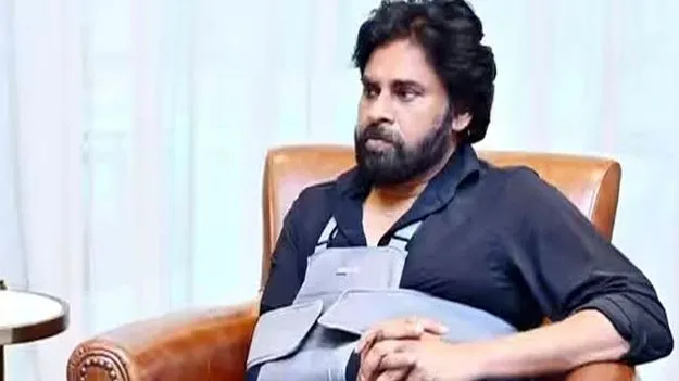 నేడు కేరళకు పవన్‌ కల్యాణ్‌