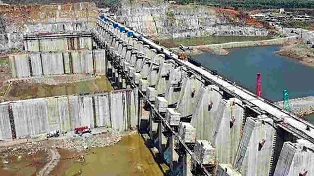 పోలవరం భూసేకరణపై కేంద్రం ప్రత్యేక దృష్టి