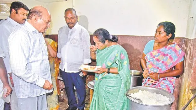 బీసీలకు 34 శాతం రిజర్వేషన్లు 