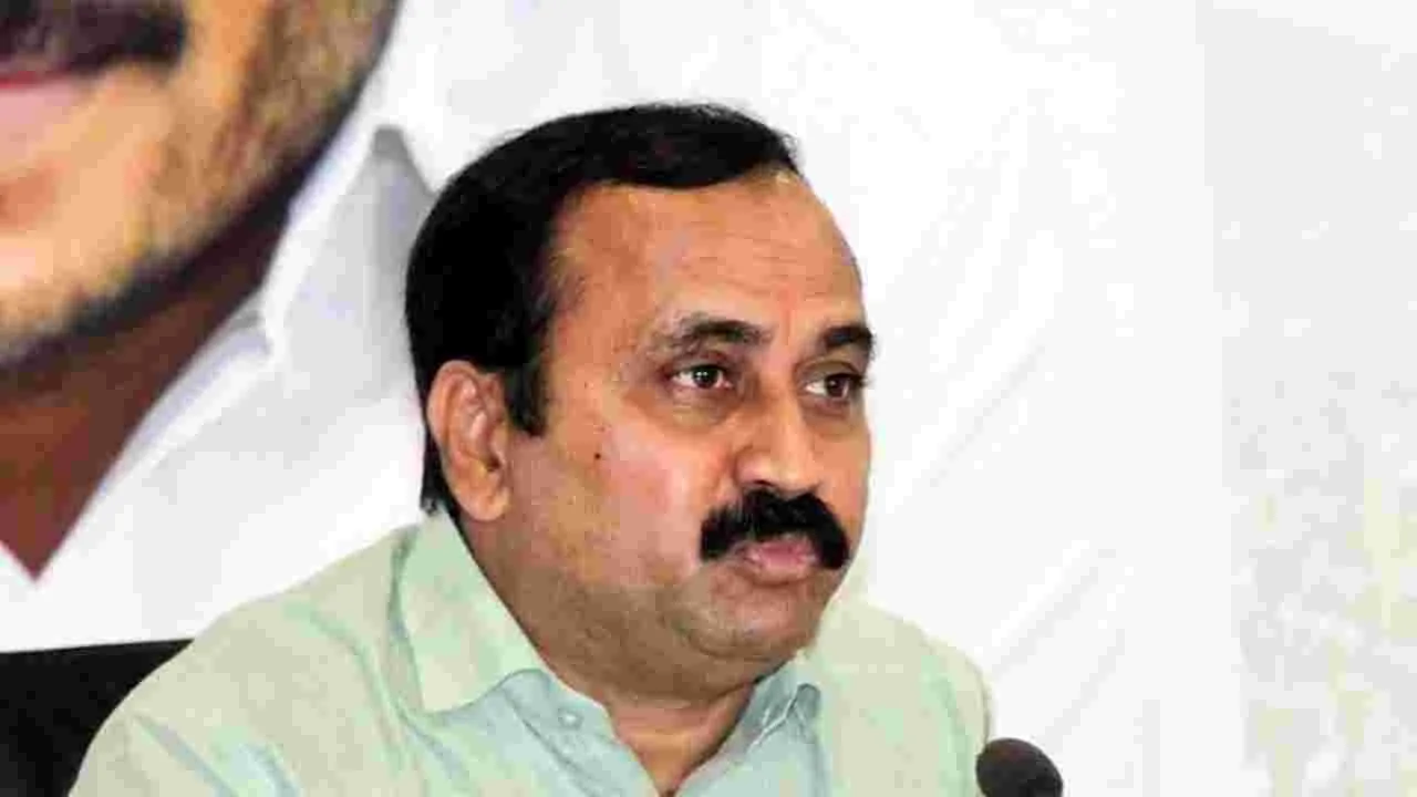 ఐఆర్‌ఆర్‌ కేసు మూసివేతపై వైసీపీ మాజీ ఎమ్మెల్యే ఆళ్ల పిటిషన్‌