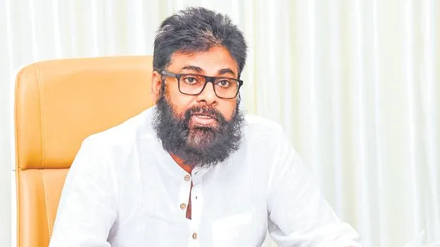 అవార్డులు సాధించిన పంచాయతీలకు, సర్పంచ్‌లు, అధికారులకు అభినందనలు
