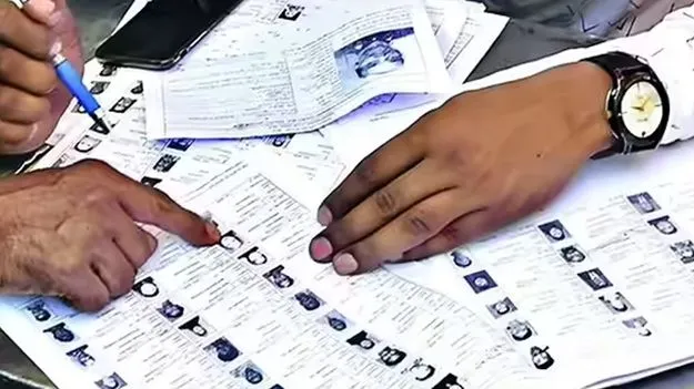 సూపర్‌వైజర్‌ ఆస్పత్రిపాలయ్యాడు ‘సర్‌’!