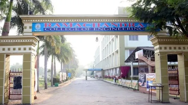 రామచంద్ర ఇంజనీరింగ్‌ కాలేజీలో చోరీ