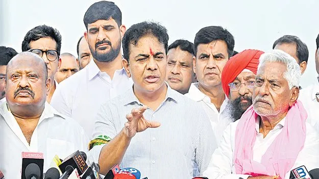 మా రక్తం తీసుకో.. రైతులను ఆదుకో