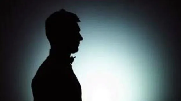 ఆ అధికారి ఔట్‌!