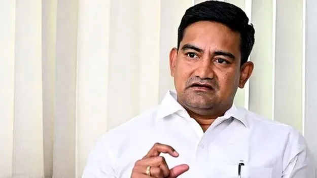 మనుగడ కోసమే వైసీపీ కాపు నేతల మీటింగులు 