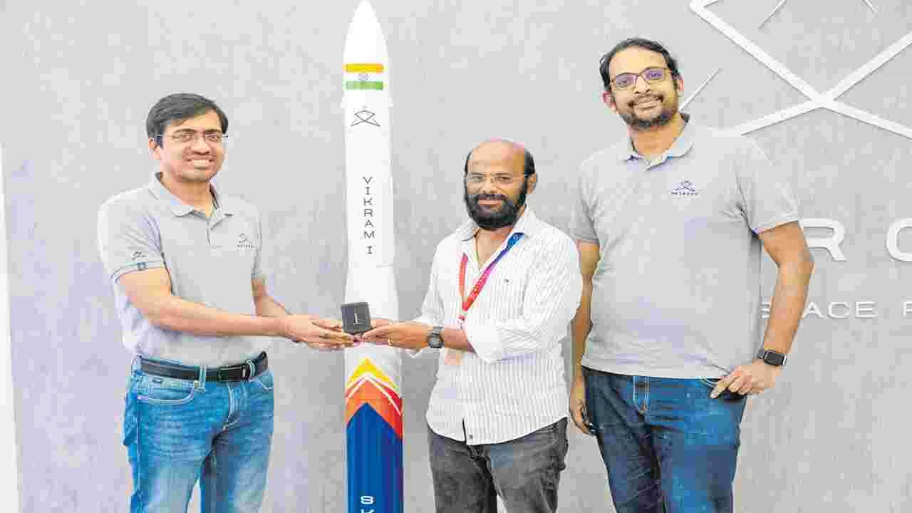 ఓరుగల్లు కళాకారుడికి అరుదైన గౌరవం
