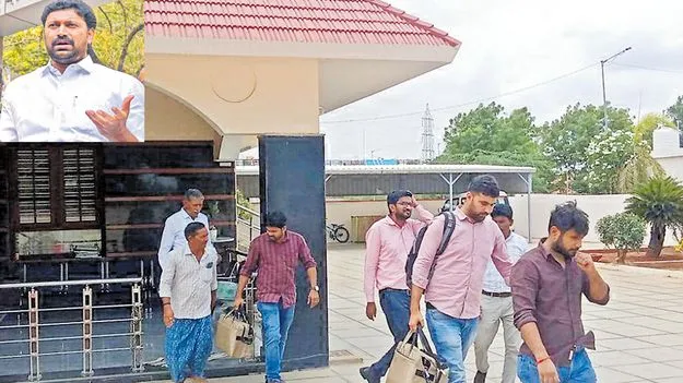 వివేకా హత్య కేసులో.. రంగంలోకి ఈడీ!