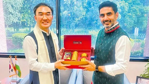 కొరియా రాయబారితో లోకేశ్‌ భేటీ