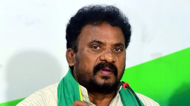 మోదీ మోసాన్ని ప్రజలు నిలదీయాలి: మస్తాన్‌వలి