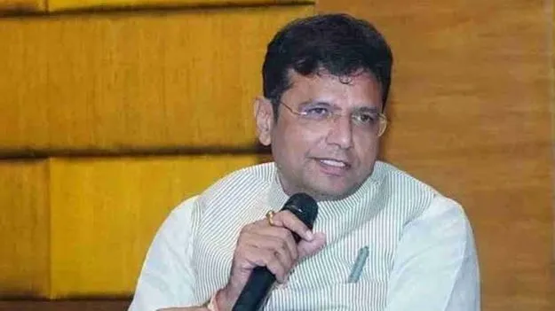 ప్రభుత్వ ఆఫీస్‌లకు ‘టీ-ఫైబర్‌’తోనే ఇంటర్‌నెట్‌ 