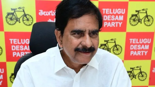 ట్విట్టర్‌ కాదు.. మీడియా ముందుకు రండి: ఉమ 