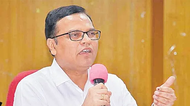 సీఎంవో అధికారులకు శాఖల కేటాయింపు