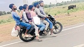పుష్పక విమానం కాదు నాయనా..!