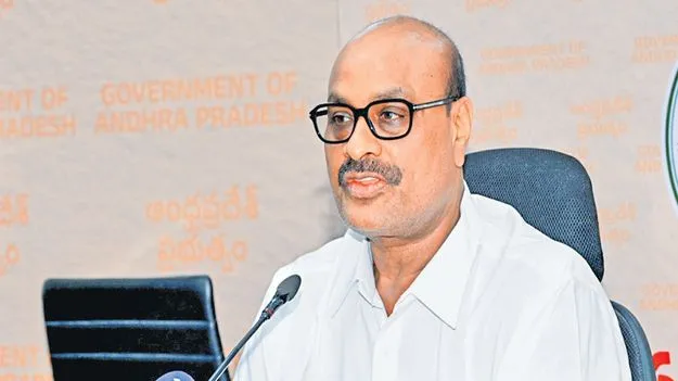 10లక్షల సాయాన్ని ముష్టి అంటావా?