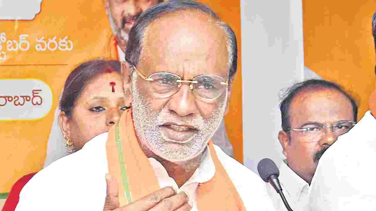 కాంగ్రెస్‌ పాలన అస్తవ్యస్తం: ఎంపీ లక్ష్మణ్‌
