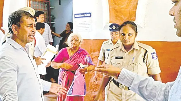 నిరసన ‘ఘాట్‌’