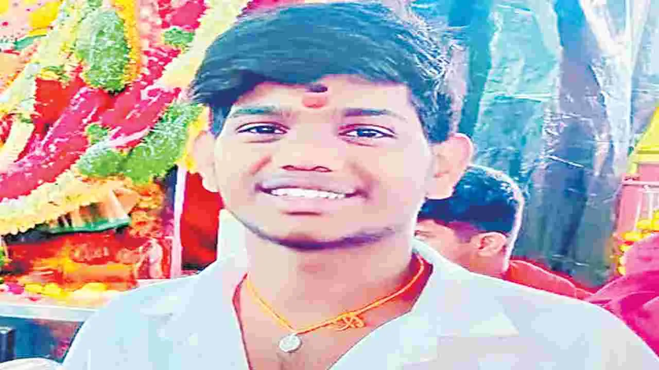 అమ్మా నాన్నా ప్లీజ్‌ గొడవపడొద్దు..నేనెళ్లిపోతున్నా!