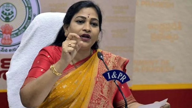 రైతులపై వైసీపీ రౌడీ మూకల దాడి