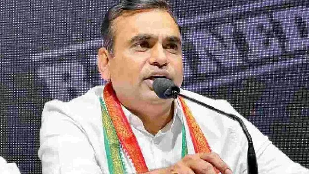 మహిళా రిజర్వేషన్లకు కాంగ్రెస్‌ వ్యతిరేకం కాదు